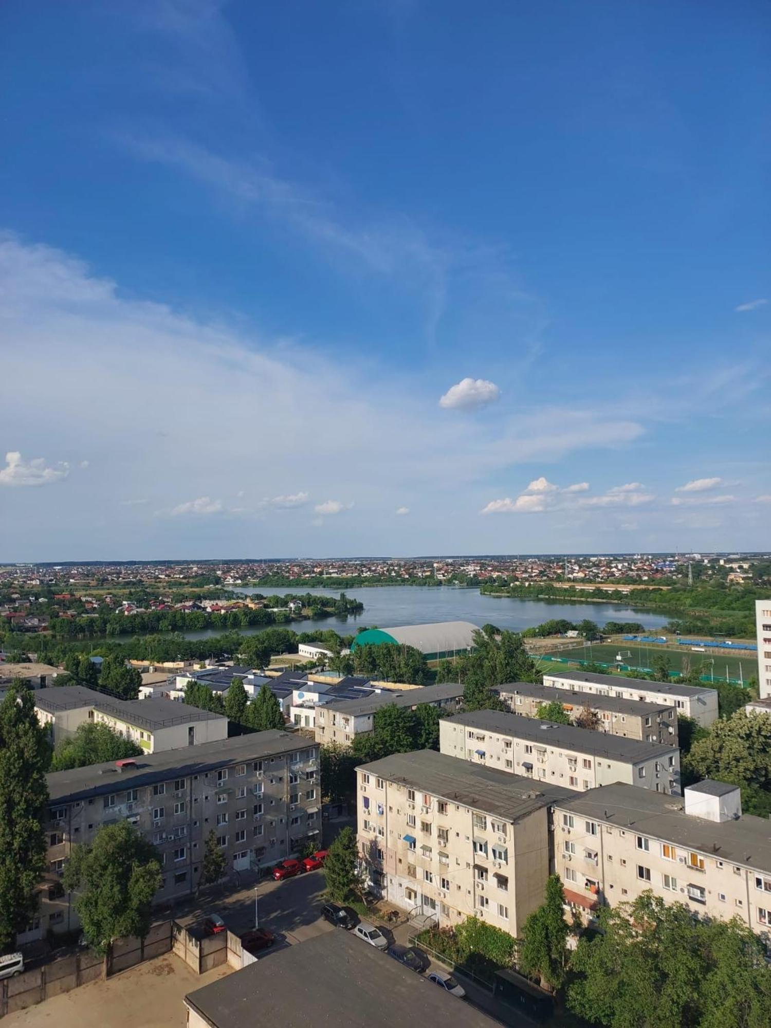 Panorama Mega Apartament Pantelimon بوخارست المظهر الخارجي الصورة