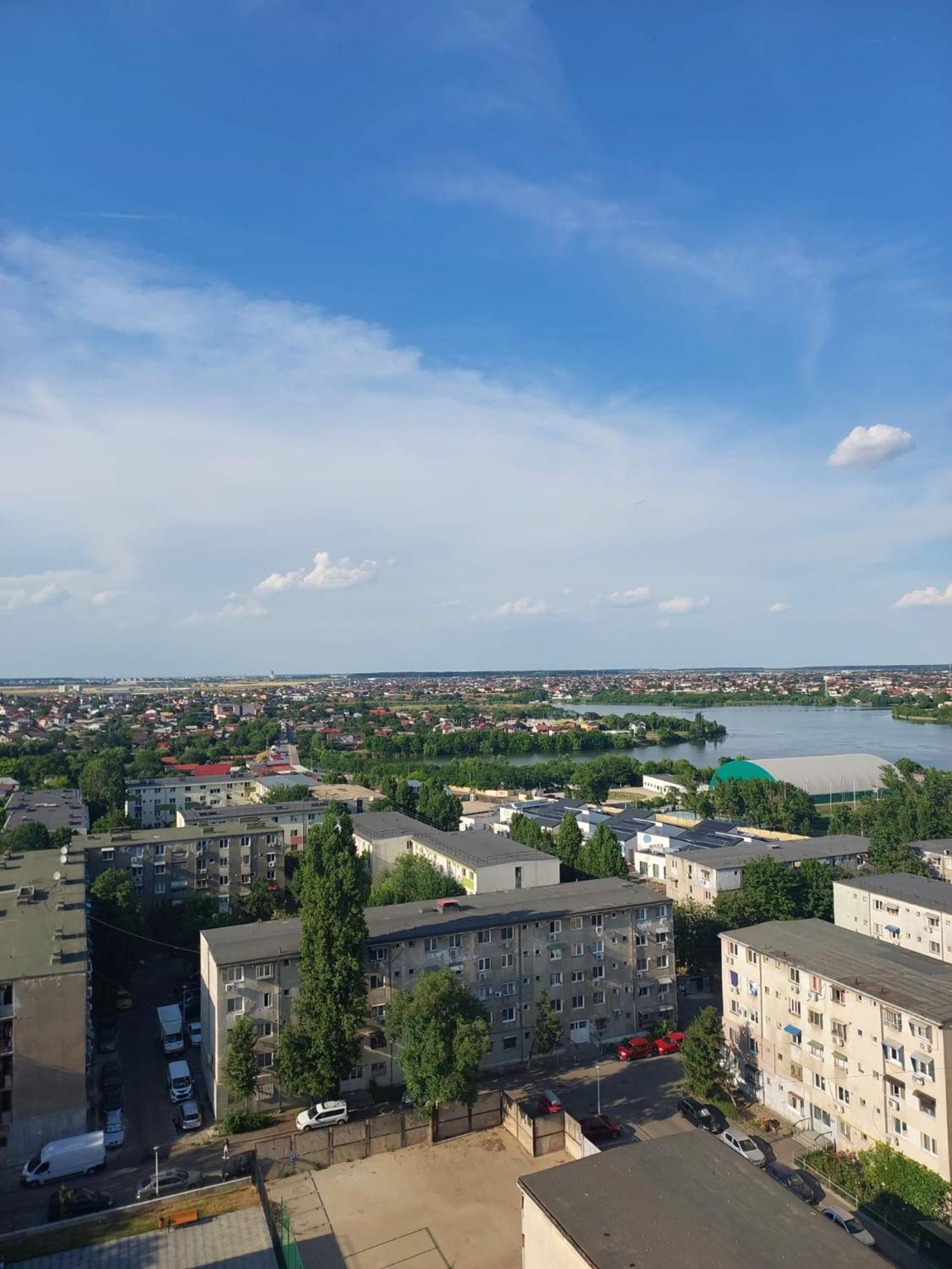 Panorama Mega Apartament Pantelimon بوخارست المظهر الخارجي الصورة