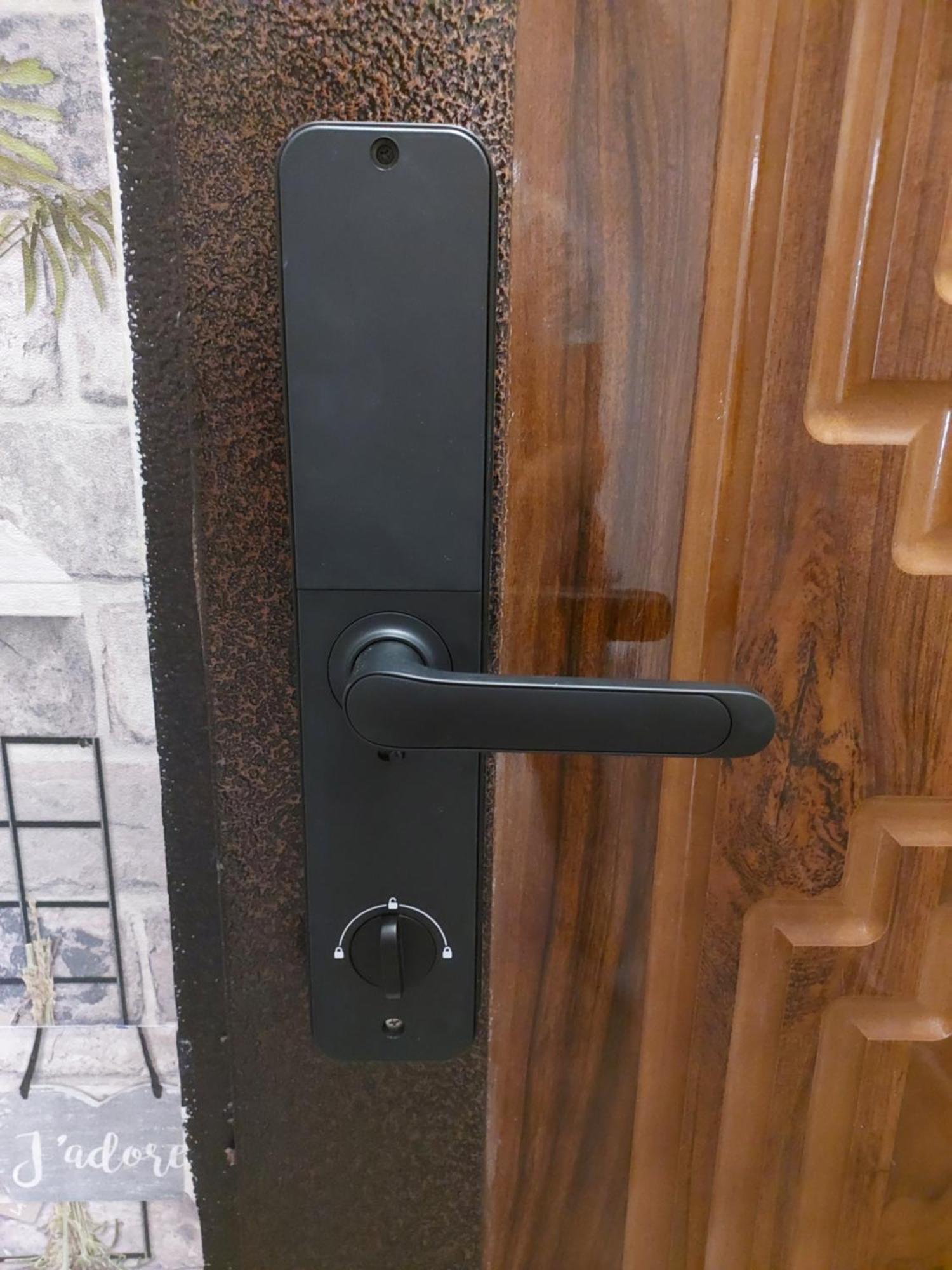 Panorama Mega Apartament Pantelimon بوخارست المظهر الخارجي الصورة